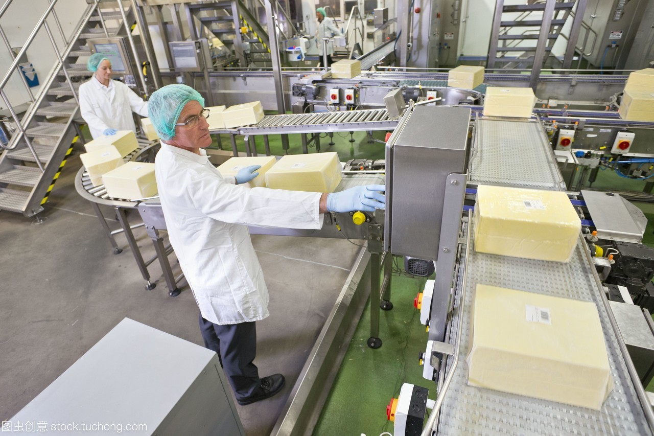 奶酪工厂控制面板 食品生产一线的科技与匠心